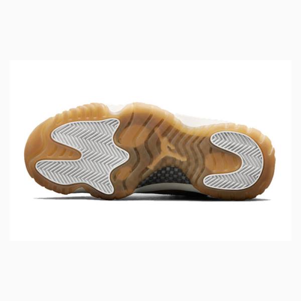 Air Jordan 11 Nike Retro Neutrales Zapatillas Baloncesto Mujer Verde Oliva Marrones | JD-145EM